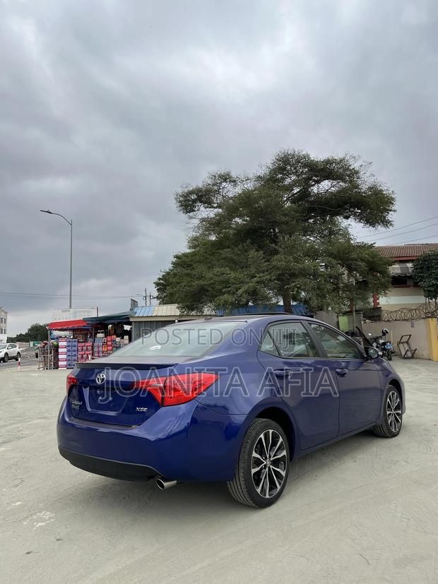 Toyota Corolla XSE 4dr Sedan (1.8L 4cyl CVT) 2017 Blue