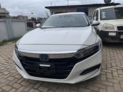 Honda Accord Touring 2018 White for sale
