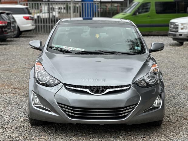 Hyundai Elantra Limited 4dr Sedan (1.8L 4cyl 6A) 2014 Gray