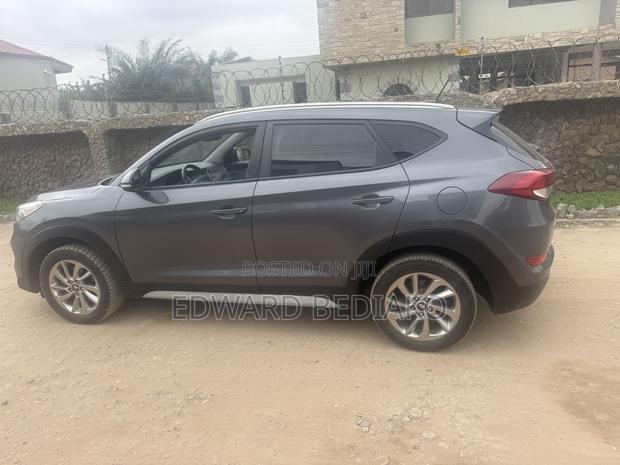 Hyundai Tucson SE AWD 2017 Gray