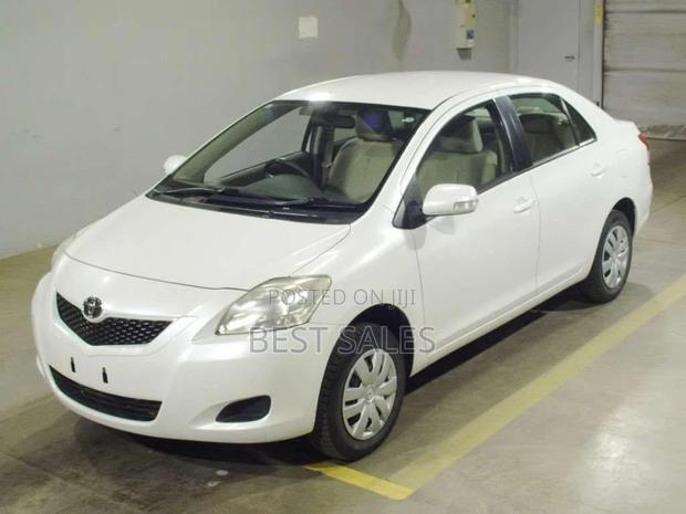 Toyota Belta 2010 White