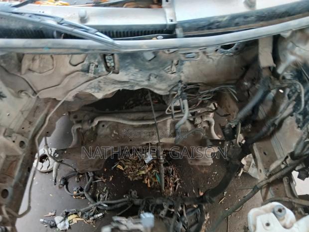Toyota Vitz 2010 Silver