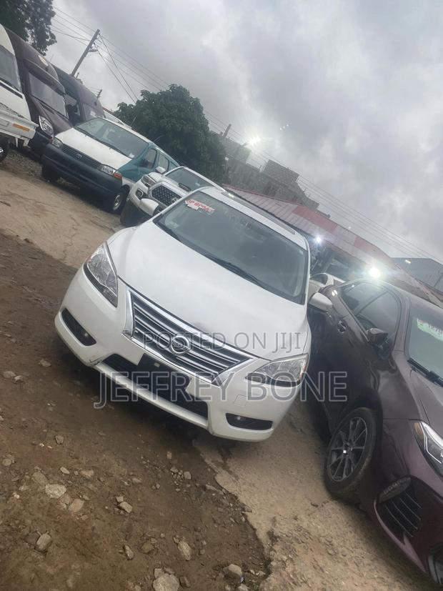 Nissan Sentra S 4dr Sedan (1.8L 4cyl 6M) 2015 White