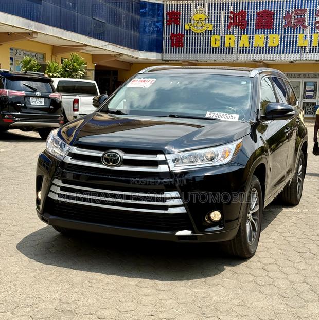 Toyota Highlander XLE V6 4x4 (3.5L 6cyl 6A) 2016 Black