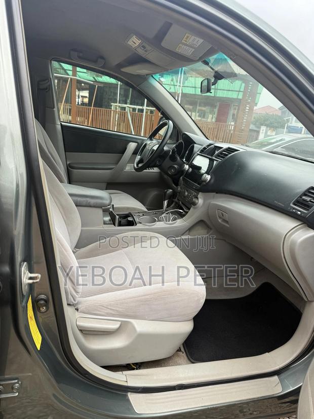 Toyota Highlander 2008 Gray