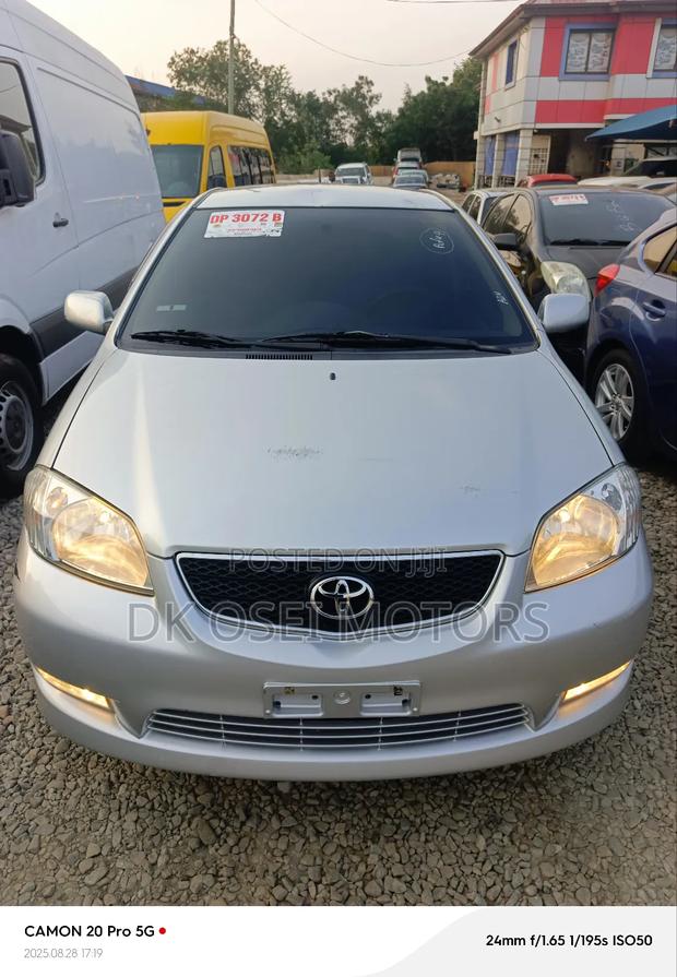 Toyota Vios 2010 Silver