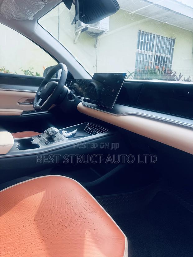 New BYD Song Pro DM-i 2025 White
