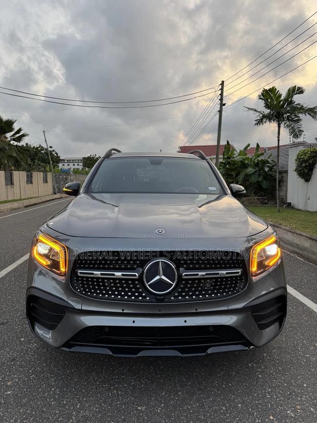 Mercedes-Benz GLB-Class GLB 250 4MATIC 2021 Gray