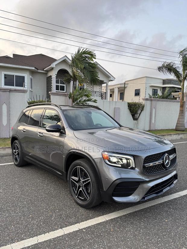 Mercedes-Benz GLB-Class GLB 250 4MATIC 2021 Gray