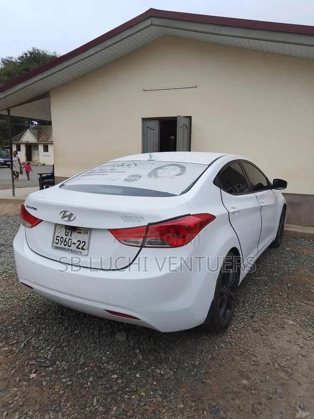 Hyundai Elantra 2013 White