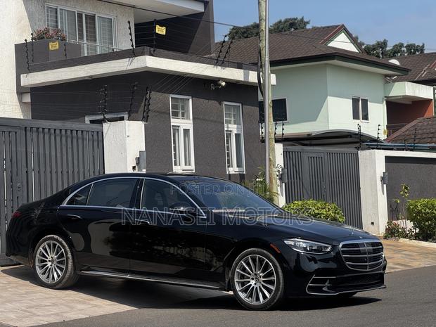 Mercedes-Benz S-Class S 500 4MATIC 2023 Black