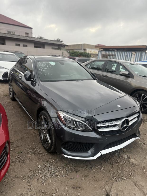 Mercedes-Benz C300 Sport 4dr AWD 4Matic Sedan (2.0L 4cyl 7A) 2015 Gray