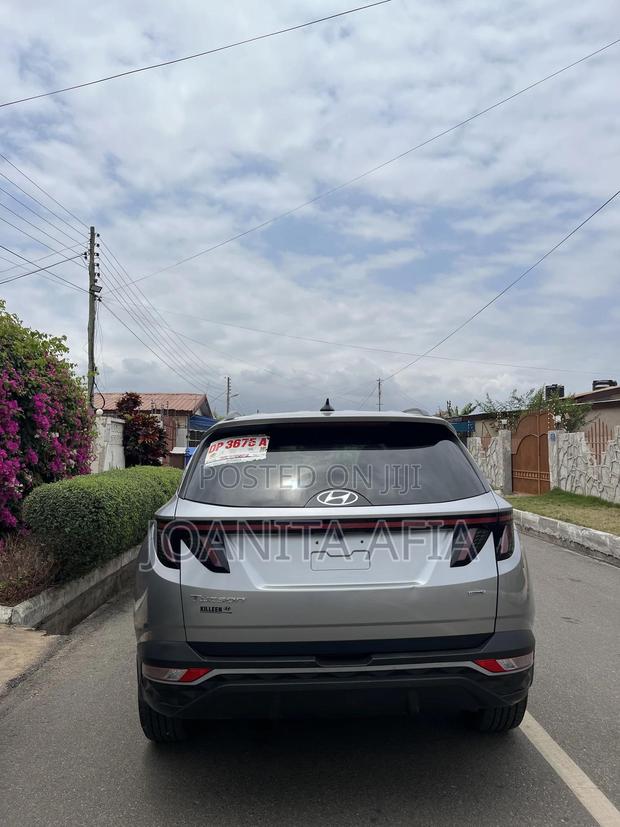 Hyundai Tucson Limited 2023 Silver
