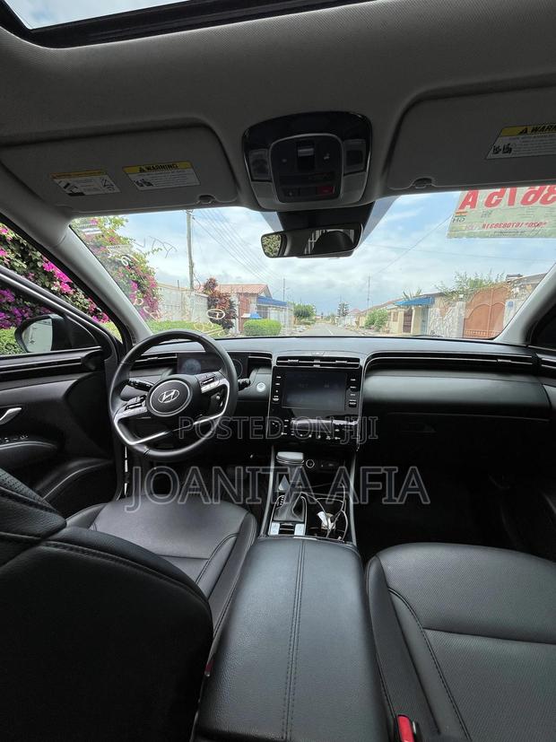 Hyundai Tucson Limited 2023 Silver