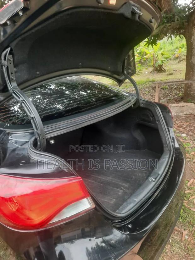 Hyundai Elantra 2014 Black