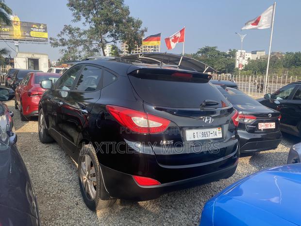 Hyundai Tucson SE AWD 2014 Black