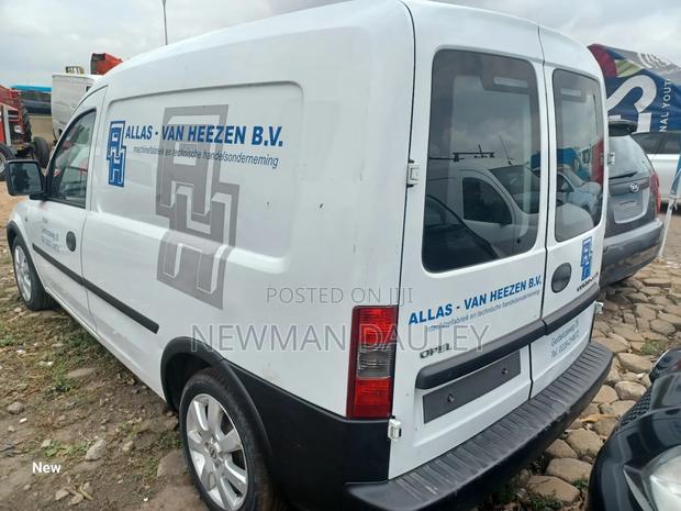Opel Combo 1.4i 2010 White
