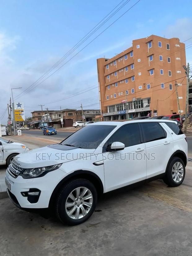 Land Rover Discovery Sport HSE 2015 White