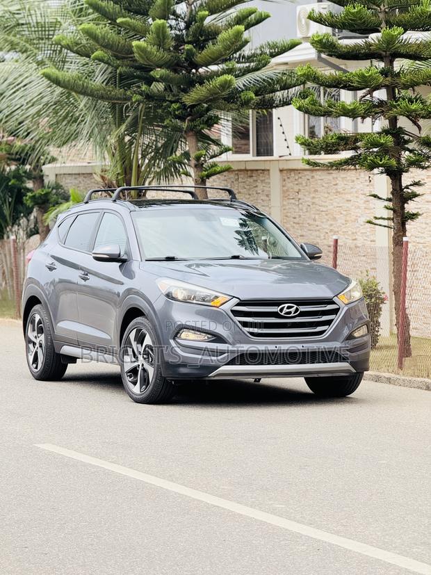 Hyundai Tucson Limited AWD 2018 Gray