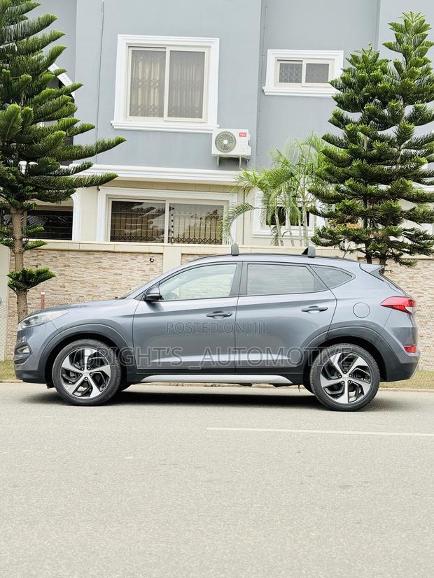 Hyundai Tucson Limited AWD 2018 Gray