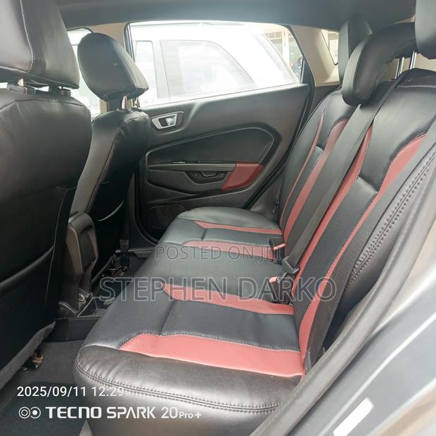 Ford Fiesta 2014 Gray