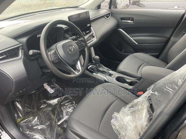 New Toyota Corolla Cross 2024 Black
