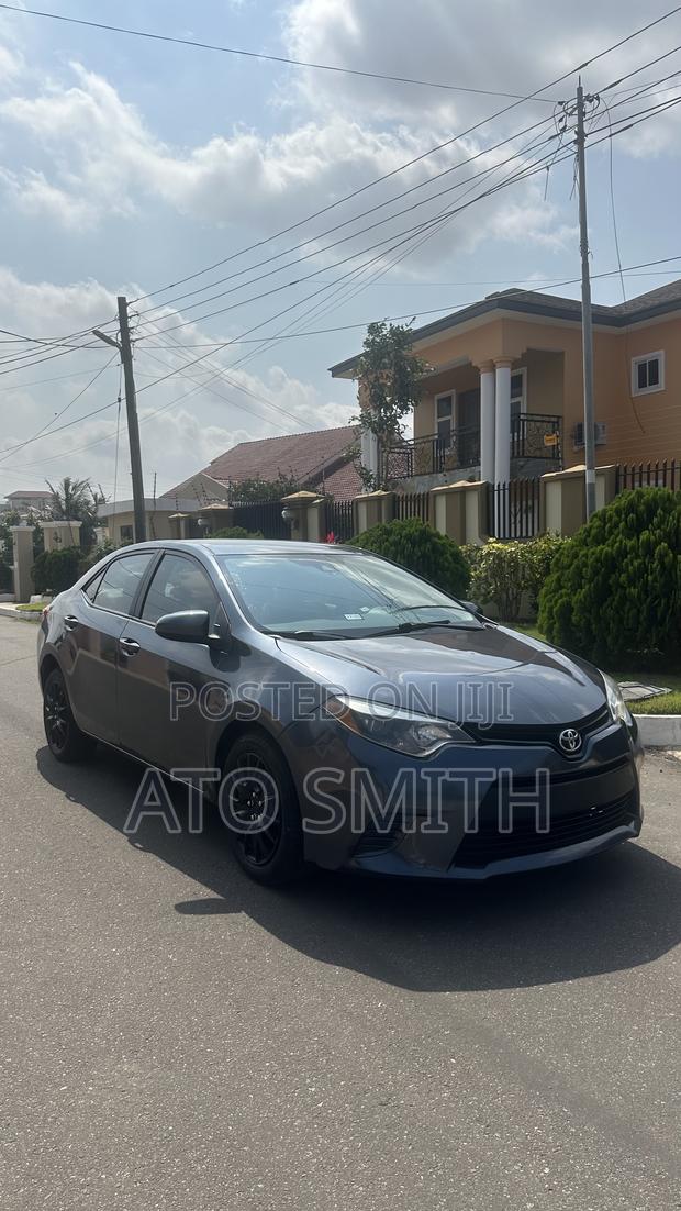 Toyota Corolla 2017 Gray
