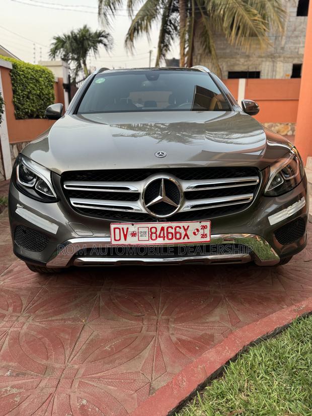 Mercedes-Benz GLC-Class 2019 Gold