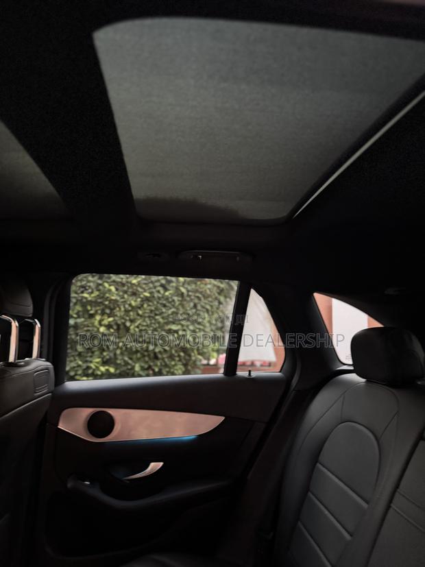 Mercedes-Benz GLC-Class 2019 Gold