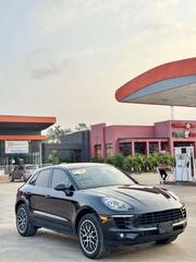 Porsche Macan 2016 Gray for sale