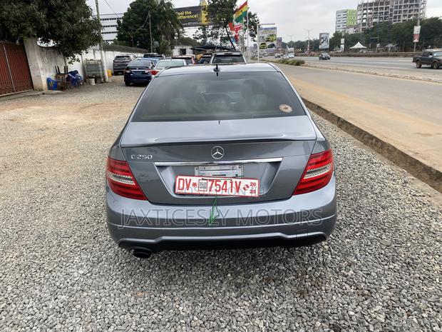Mercedes-Benz C250 2014 Silver
