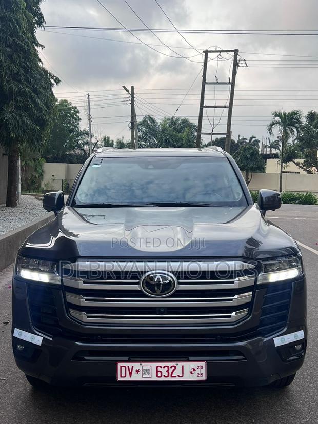 Toyota Land Cruiser 3.5 V6 2022 Gray