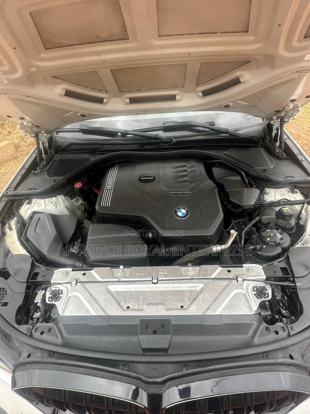 BMW 330i 2020 White