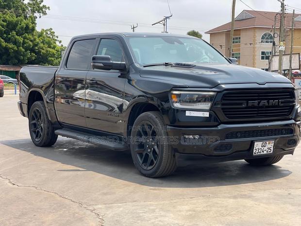 RAM Promaster 2500 2023 Black