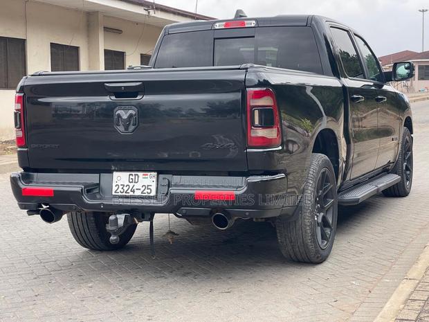 RAM Promaster 2500 2023 Black