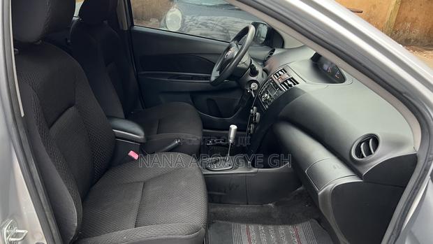 Toyota Vios 2011 Silver