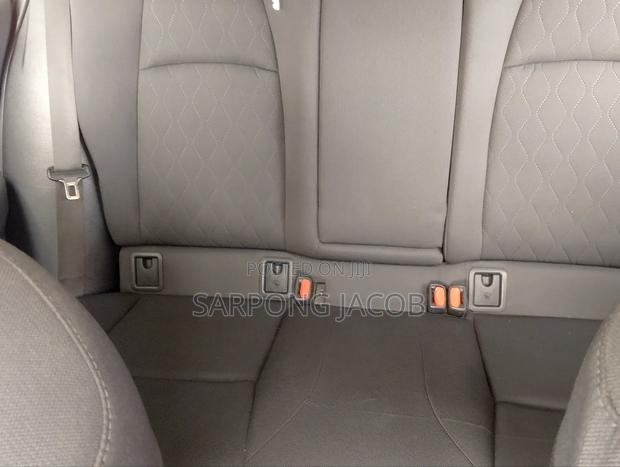Toyota Corolla LE 2020 White