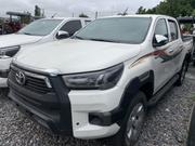 Toyota Hilux 2023 White for sale