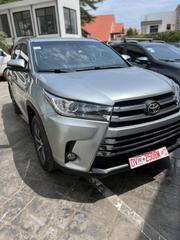 Toyota Highlander XLE 2019 Silver for sale