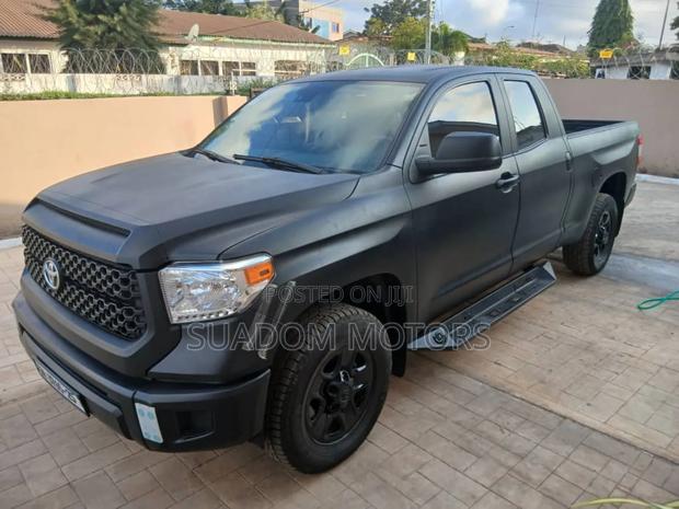 Toyota Tundra 2019 Black