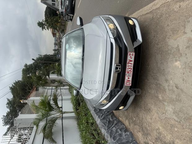 Honda Civic EX-L 4dr Sedan (1.5L 4cyl) 2016 Gray