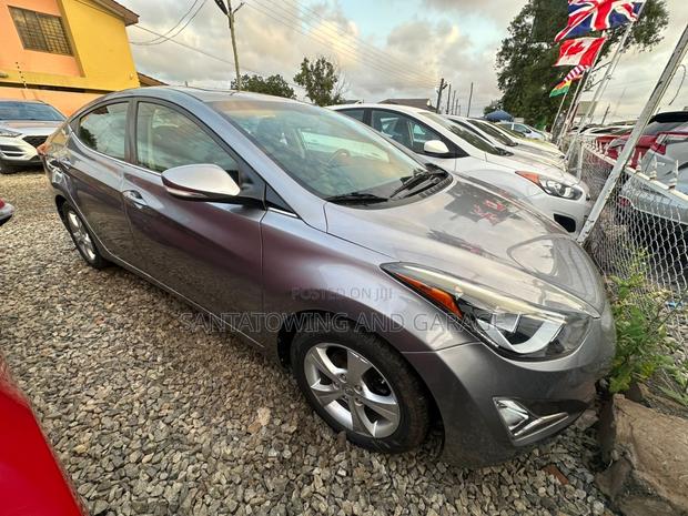 Hyundai Elantra 2016 Gray