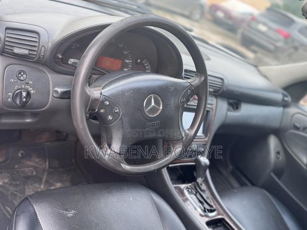 Mercedes-Benz C250 2002 White