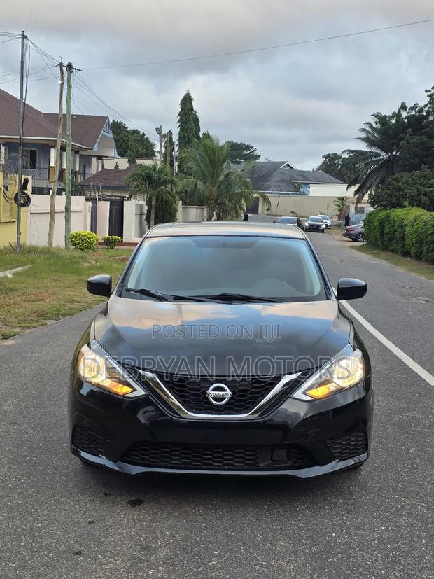 Nissan Sentra SV 2018 Black