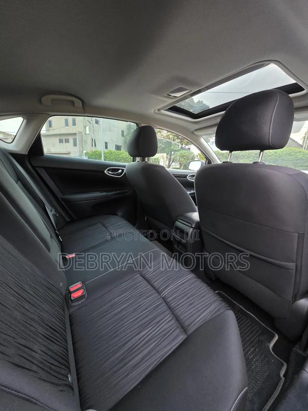 Nissan Sentra SV 2018 Black
