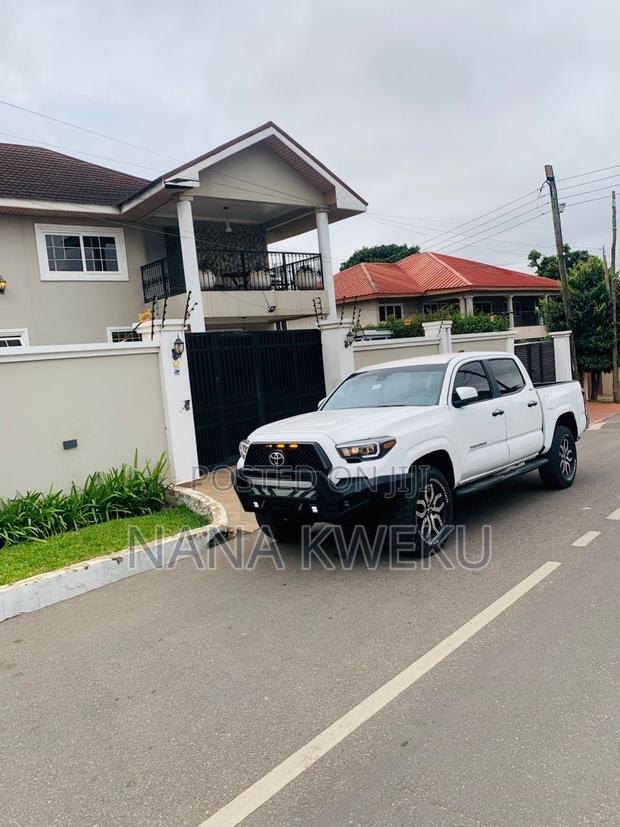 Toyota Tacoma SR5 4x2 Double Cab 127.4 in. WB 2020 White