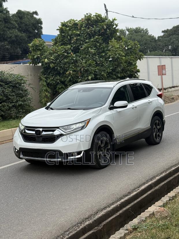Honda CR-V Touring 4dr SUV AWD (1.5L 4cyl CVT) 2017 White