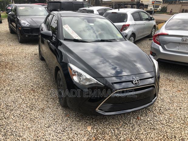 Toyota Yaris iA 1.5 FWD 2016 Black