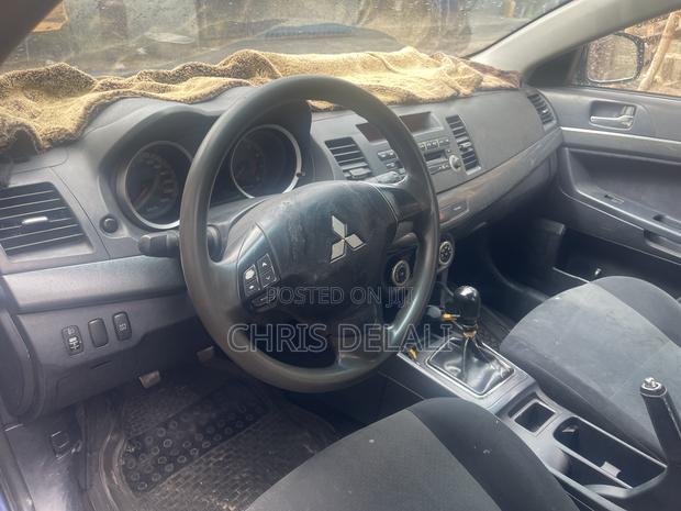 Mitsubishi Lancer 2010 Blue