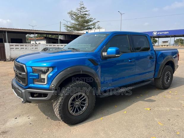 Ford F-150 Raptor 2023 Blue